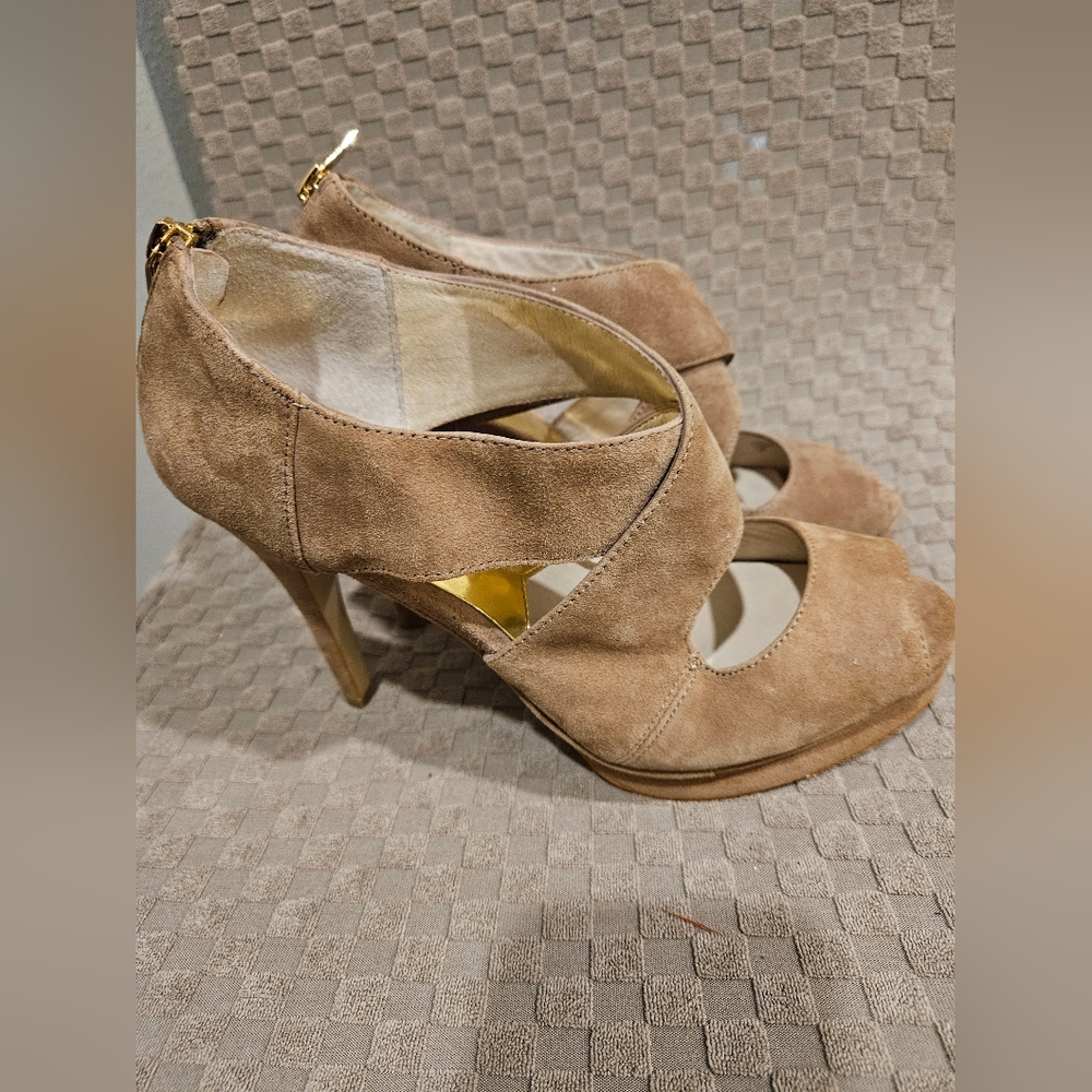 Michael Kors heels *Gorgeous*